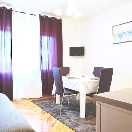 House Mariposa Trogir-seget דירה