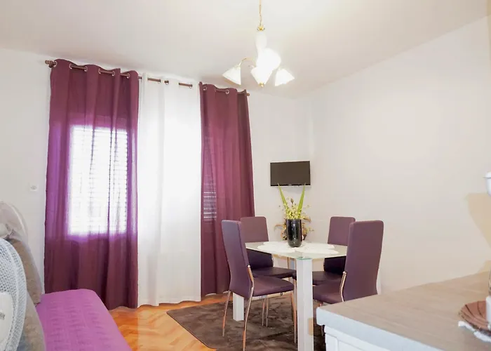 House Mariposa Trogir-seget Трогир