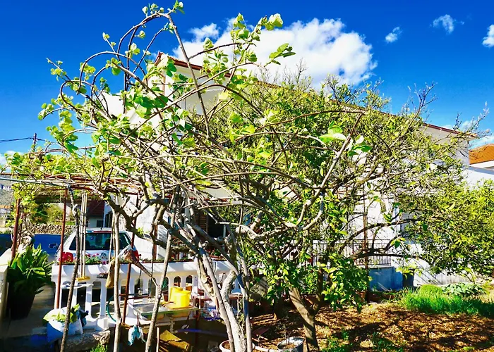 House Mariposa Trogir-seget Апартаменты Трогир